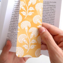 Teacups bookmarks photoshoot 2